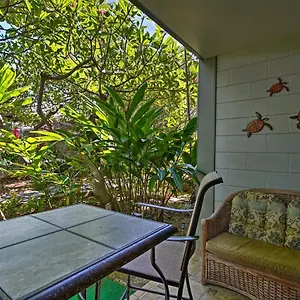 With Pool Access And Garden Views! Apartment